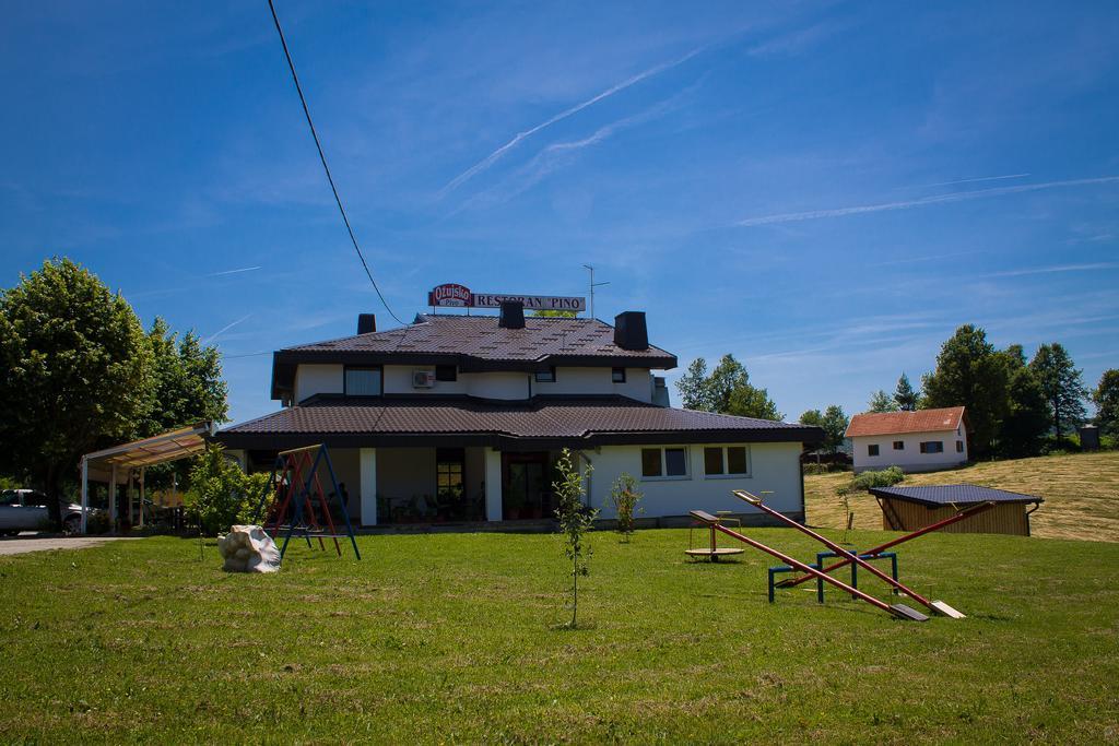 Restaurant Rooms Pino Slunj Exterior foto